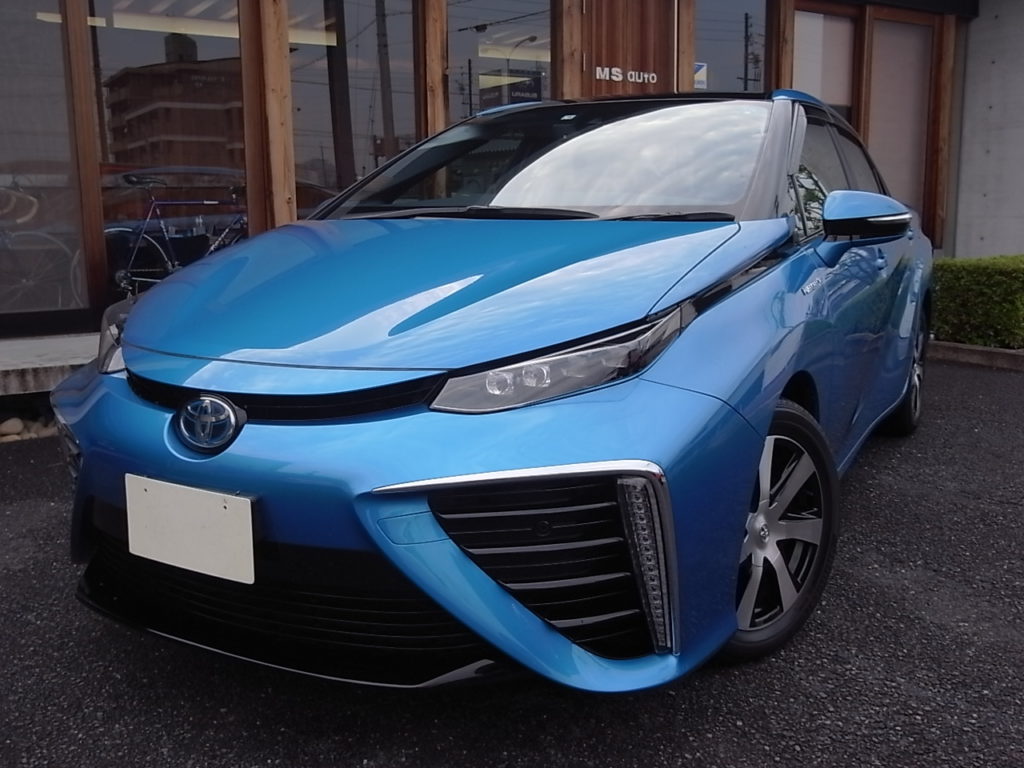 MIRAI ベースグレード