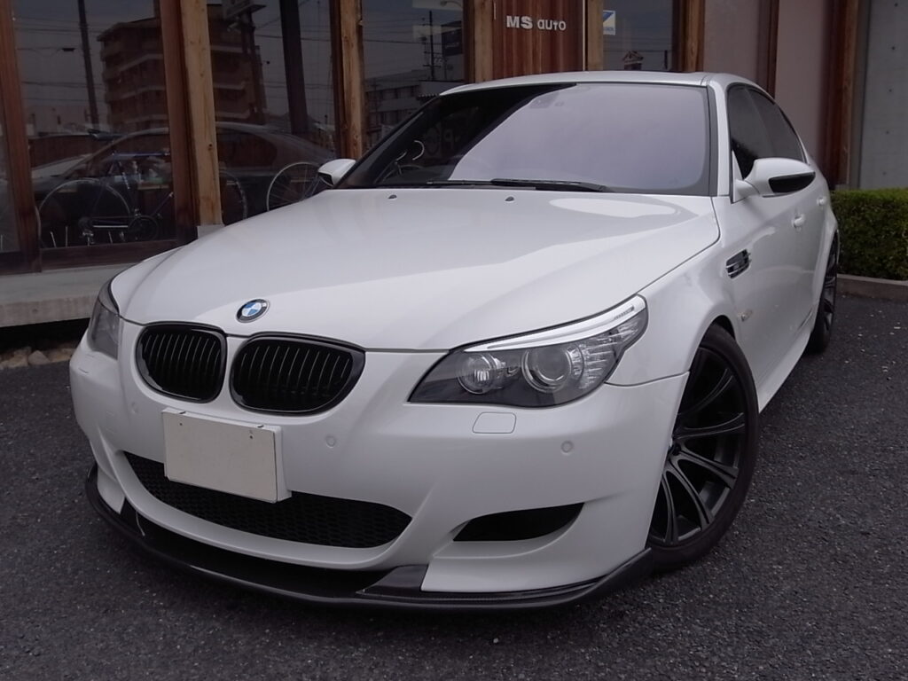 BMW M5  E60型最終V10